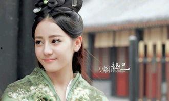 女主穿越娱乐圈觉醒吃瓜系统,女主觉醒吃瓜系统，开启娱乐圈风云录