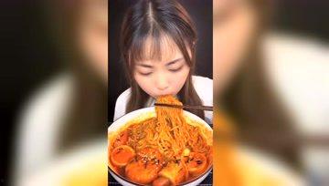 娱乐吃瓜酱女生,揭秘娱乐圈那些不为人知的幕后故事