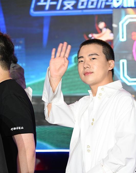 郭老师娱乐吃瓜君嘉年华